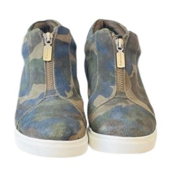 Blondo Glenda Waterproof Womens Wedge Zip front Bootie Camo Suede Size 8.5 M - Picture 3 of 6